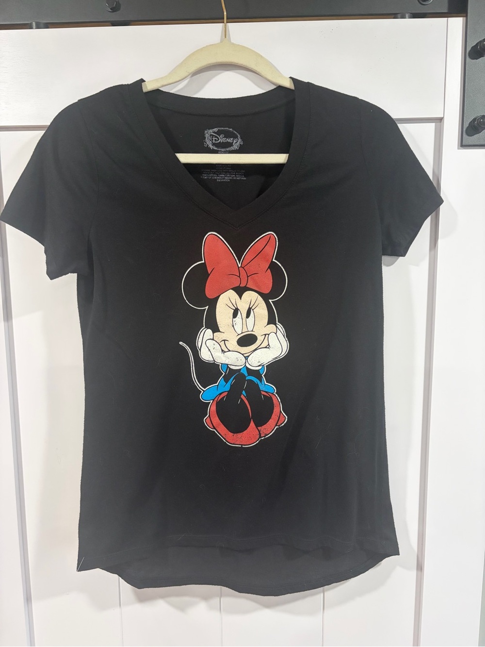 Disney Minnie Mouse Black V-Neck Tee M